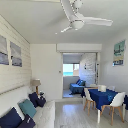 Apartment La De La Plage